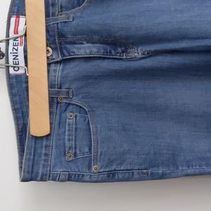 Boot cut Levi's, brand new never worn